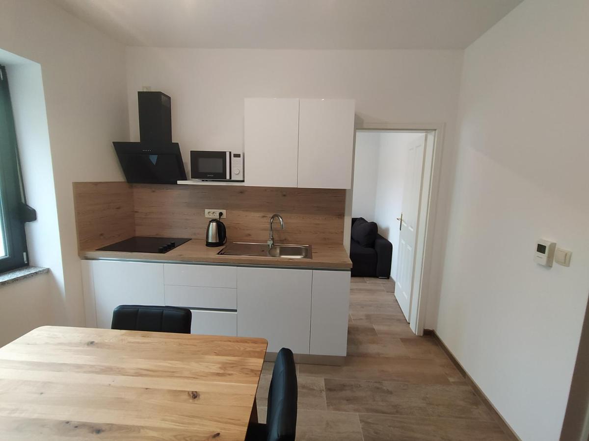 דולנז'סקה טופליסה Apartmaji Maln מראה חיצוני תמונה