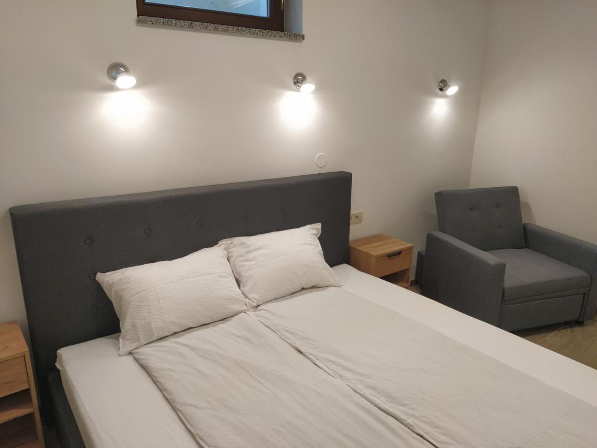 דולנז'סקה טופליסה Apartmaji Maln מראה חיצוני תמונה