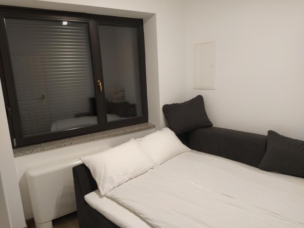 דולנז'סקה טופליסה Apartmaji Maln מראה חיצוני תמונה