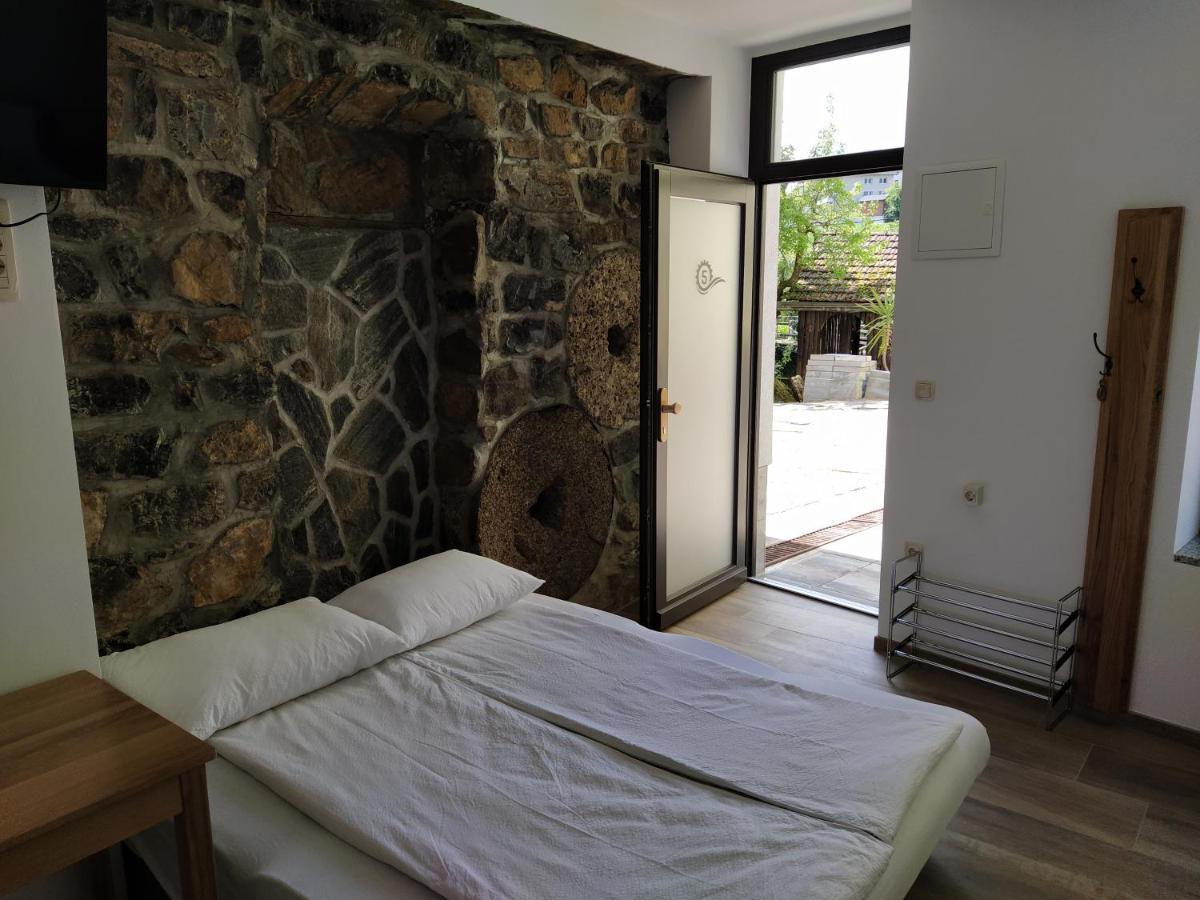 דולנז'סקה טופליסה Apartmaji Maln מראה חיצוני תמונה