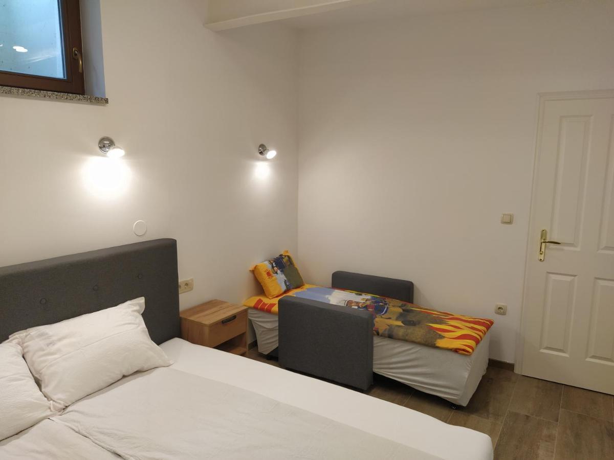דולנז'סקה טופליסה Apartmaji Maln מראה חיצוני תמונה