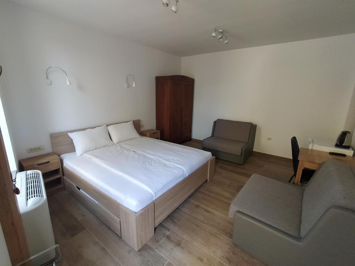 דולנז'סקה טופליסה Apartmaji Maln מראה חיצוני תמונה